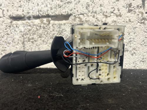 Used Steering column stalk Steering column stalk RENAULT CAPTUR I (J5_, H5_) 0.9 TCe 90 (90 hp) 28003917 28003917