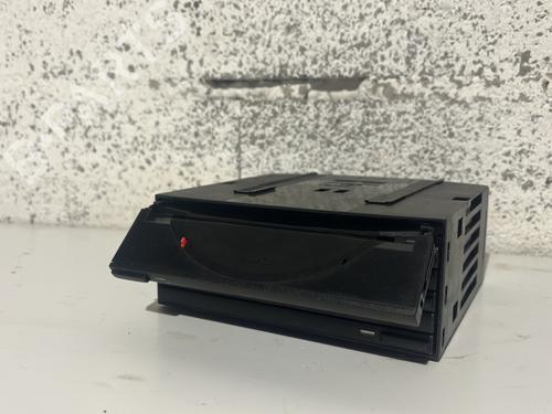 Radio BMW X5 (E53) 4.4 i | BP31603060E6 - Image 2