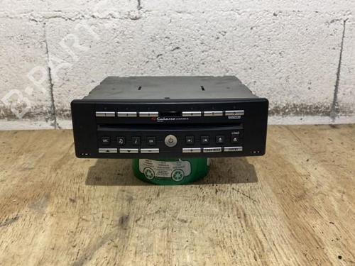 Used Radio RENAULT ESPACE IV (JK0/1_) 2.2 dCi (JK0H) (150 hp) 21864074