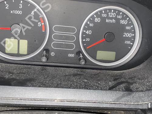 Used Instrument cluster FORD FIESTA V (JH_, JD_) 1.4 TDCi (68 hp) 20867667