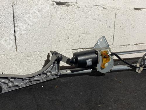 Used Front wiper motor Front wiper motor MERCEDES-BENZ CLK (C209) CLK 270 CDI (209.316) (170 hp) 20872134 20872134