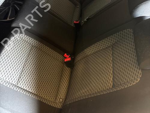 Used Rear seat Rear seat 39086587 39086587