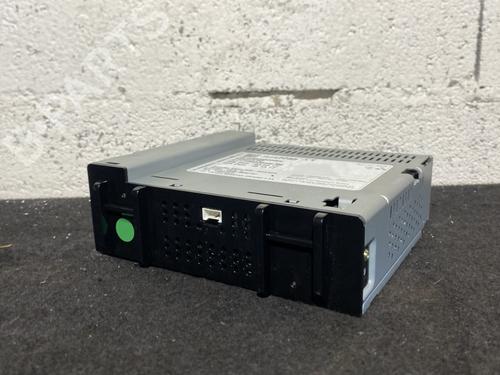 Used Radio OPEL KARL (C16) 1.0 (75 hp) 22235882