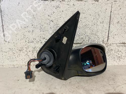 right-mirror-peugeot-206-2l_-2m_-2009-2010-2011-2012-2013-38258743 main image