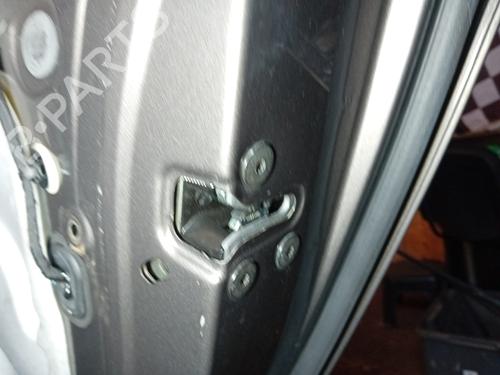 Rear right lock RENAULT LAGUNA III Grandtour (KT0/1) 2.0 dCi (KT01, KT08, KT09, KT0K, KT12, KT1D, KT1W) 825000003R