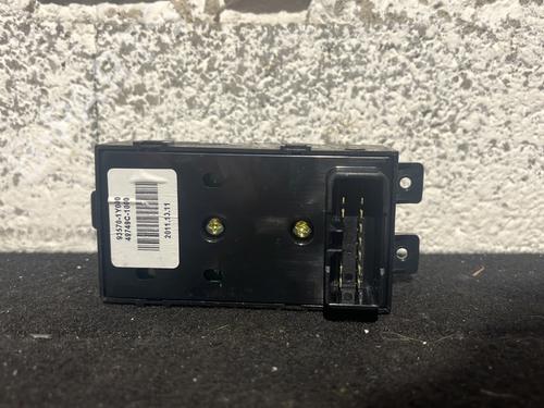 Left front window switch KIA PICANTO II (TA) 1.0 | BP29341732I27