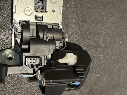 Used Tailgate lock AUDI A1 Sportback (8XA, 8XF) 1.4 TFSI (122 hp) 20869535