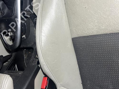 Right front seat SAAB 9-3 Estate (E50) 1.9 TTiD | BP30488341C16 - Image 4