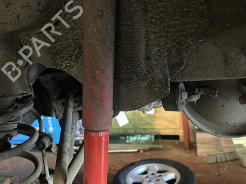 Brazo Suspension trasero izquierdo TOYOTA RAV 4 II (_A2_) 2.0 4WD (ACA21, ACA20) (150 hp) 21863115