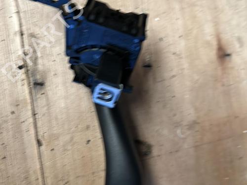 Used Steering column stalk VW TOURAN (1T1, 1T2) 2.0 TDI 16V (140 hp) 20870353