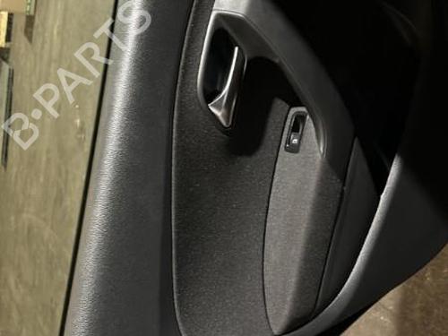 Guarnecido trasero izquierdo VW POLO V (6R1, 6C1) 1.4 TDI (90 hp) 21863907