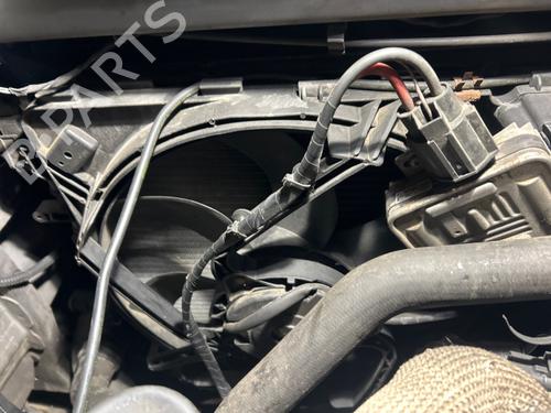 Used Radiator fan Radiator fan LAND ROVER FREELANDER 2 (L359) 2.2 TD4 4x4 (150 hp) 40526910 40526910