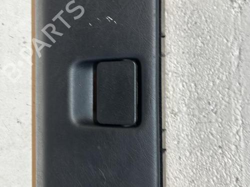 Used Glove box MERCEDES-BENZ M-CLASS (W163) ML 270 CDI (163.113) (163 hp) 20870770