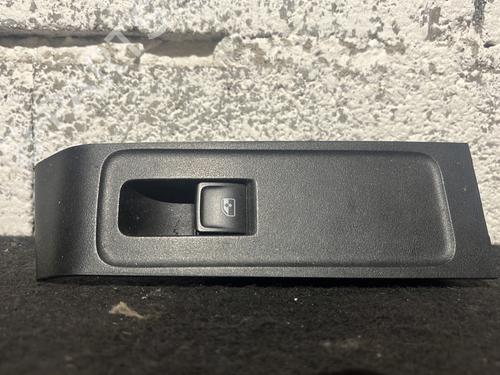 Right front window switch SKODA FABIA III (NJ3) 1.0 | BP28117359I26 