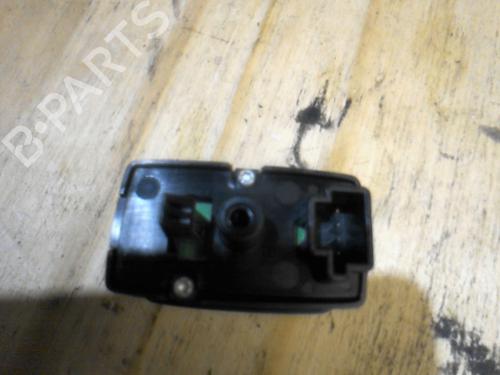 Used Left rear window switch MERCEDES-BENZ B-CLASS Sports Tourer (W245) B 180 CDI (245.207) (109 hp) 21858072