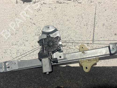 front-left-window-mechanism-renault-clio-iv-bh_-2012-2013-2014-2015-2016-2017-2018-2019-2020-2021-30396873 main image