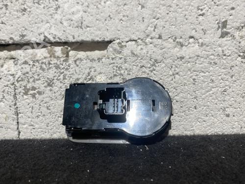 headlight-switch-opel-corsa-e-x15-2014-24111715 main image
