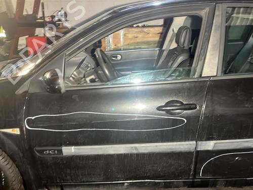 Dør venstre foran RENAULT MEGANE II (BM0/1_, CM0/1_) 1.5 dCi (BM02, BM13, BM2A, CM02, CM13) (101 hp) 30795831