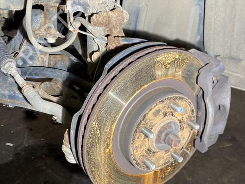 Used Right front steering knuckle Right front steering knuckle TOYOTA RAV 4 III (_A3_) 2.2 D 4WD (ALA30_, ALA30R) (150 hp) 20864966 20864966