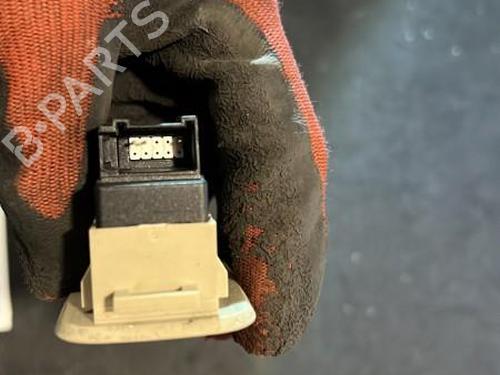 Right rear window switch AUDI A2 (8Z0) 1.4 | BP21864678I28 