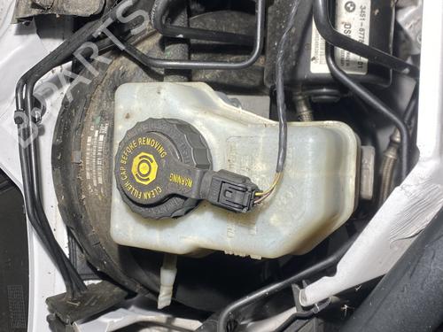 Used Brake master cylinder BMW 1 (E87) 118 i (129 hp) 22519902