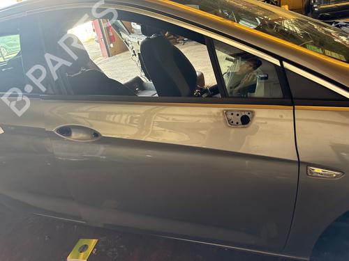 right-front-door-opel-astra-k-b16-2015-2016-2017-2018-2019-2020-2021-2022-38473238 main image