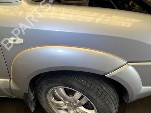Used Right front fenders HYUNDAI TUCSON (JM) 2.0 CRDi All-wheel Drive (113 hp) 20859206