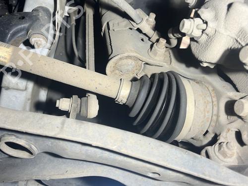 Used Left front driveshaft FORD FIESTA VI (CB1, CCN) 1.5 TDCi (75 hp) 28668919