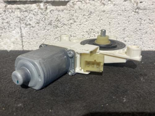 Right front window motor MERCEDES-BENZ M-CLASS (W164) ML 320 CDI 4-matic (164.122) | BP24147169E20