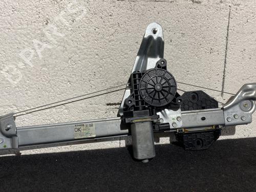 Used Rear left window mechanism DACIA SANDERO II TCe 90 (B8M1, B8MA, B8AC) (90 hp) 21865652