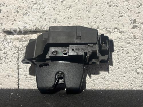 Tailgate lock CITROËN C4 CACTUS 1.6 BlueHDi 100 | BP24926330C101 