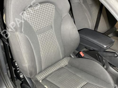 Used Right front seat AUDI A1 (8X1, 8XK) 1.6 TDI (105 hp) 20865299