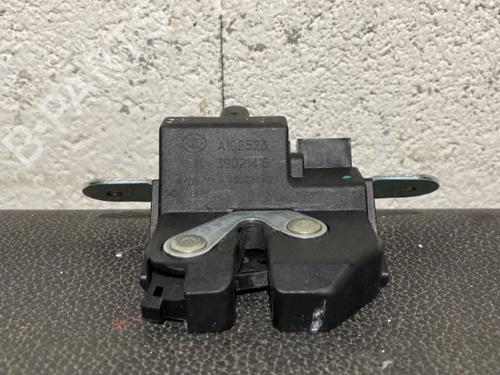 tailgate-lock-opel-corsa-e-x15-14-08-68-2014-21865266 main image