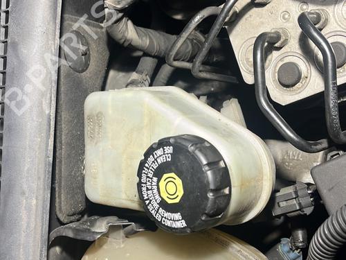 Used Brake master cylinder SAAB 9-3 Estate (E50) 1.9 TTiD (180 hp) 30488359