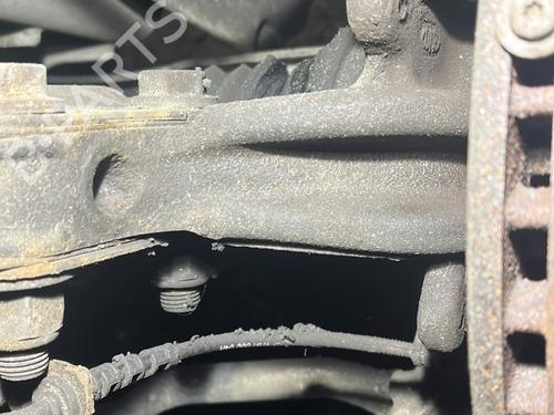 Used Right front steering knuckle RENAULT MEGANE III Hatchback (BZ0/1_, B3_) 1.9 dCi (BZ0N, BZ0J) (131 hp) 32133800