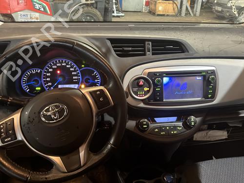 Left front window switch TOYOTA YARIS (_P13_) 1.5 Hybrid (NHP130_, NHP130) | BP27319210I27 - Image 9