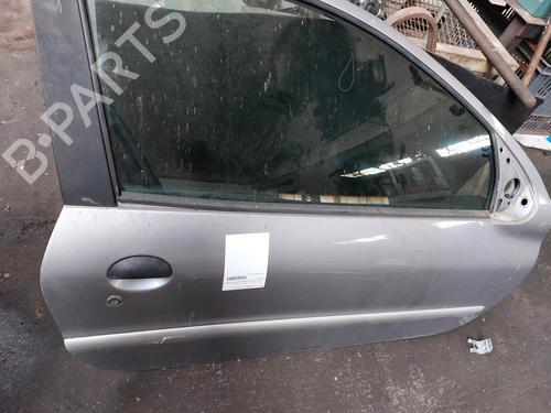 Used Right front door PEUGEOT 206 Hatchback (2A/C) 1.4 16V (88 hp) 21860601