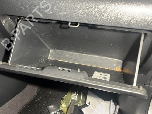 Handskerum TOYOTA COROLLA Verso (ZER_, ZZE12_, R1_) 2.2 D-4D (AUR10_, AUR10R) | BP29706654C95 