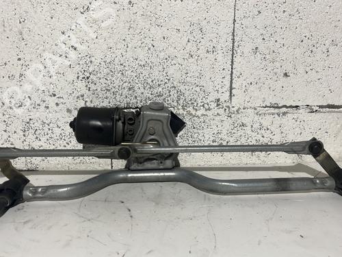 Used Front wiper motor RENAULT CLIO II (BB_, CB_) 1.2 16V (BB05, BB0W, BB11, BB27, BB2T, BB2U, BB2V, CB05,... (75 hp) 32030994