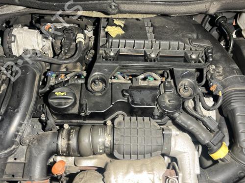 Used Throttle body Throttle body PEUGEOT 208 I (CA_, CC_) 1.6 HDi / BlueHDi 75 (75 hp) 30885972 30885972