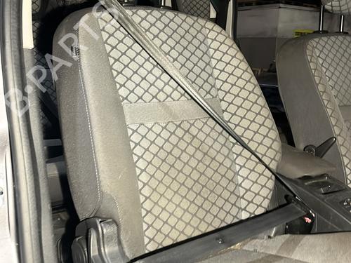 front-right-seatbelt-renault-scenic-iii-jz01_-2008-2009-2010-2011-2012-2013-2014-2015-2016-31852204 main image