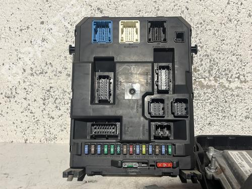 BP33564109M83 main image