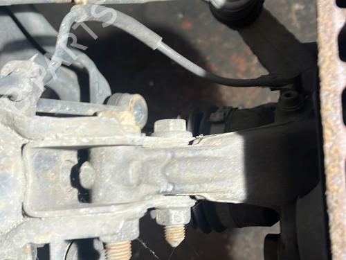 Used Left front steering knuckle Left front steering knuckle FIAT GRANDE PUNTO (199_) 1.9 D Multijet (120 hp) 33301169 33301169
