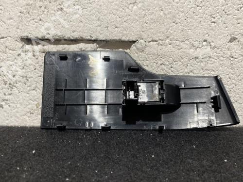 Used Right front window switch Right front window switch SEAT IBIZA V (KJ1, KJG) 1.0 MPi (80 hp) 21865437 21865437