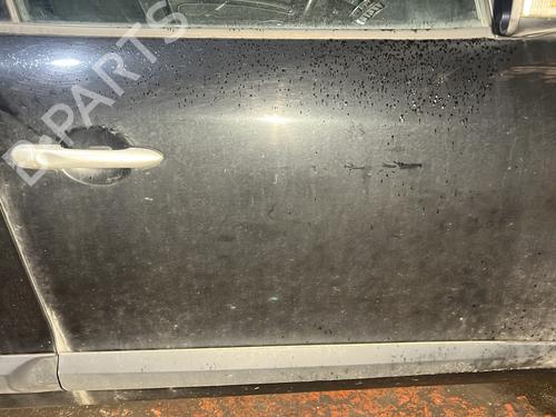 right-front-door-renault-megane-iii-hatchback-bz01_-b3_-2008-32133740 main image