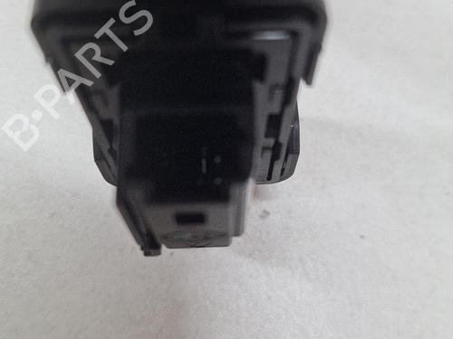 Used Left rear window switch RENAULT CLIO V (B7_) 1.5 Blue dCi 85 (B7AG) (86 hp) 21860066
