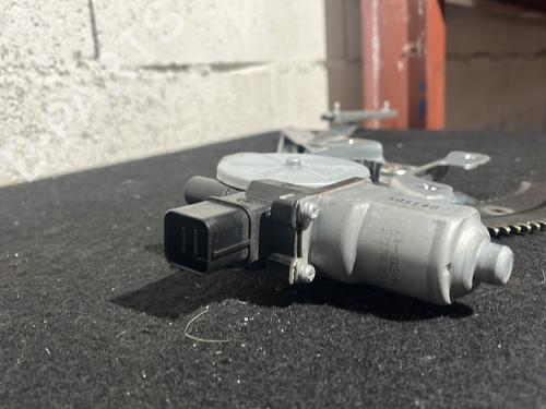 Used Front left window mechanism Front left window mechanism PEUGEOT ION Electric (64 hp) 26232243 26232243