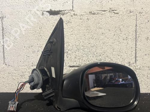 BP30105085C27 main image