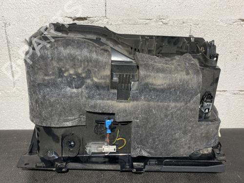 Used Glove box Glove box MERCEDES-BENZ E-CLASS (W212) E 350 CDI (212.023) (265 hp) 20868912 20868912