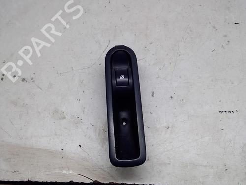 Used Right rear window switch RENAULT SCÉNIC II (JM0/1_) 2.0 dCi (JM1K) (150 hp) 21862075